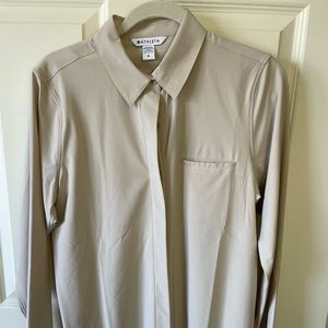 NWOT Athleta Urbanite Top Tan Size Medium